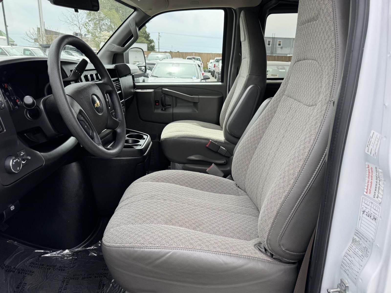 2023 Chevrolet Express 3500 LT Passenger