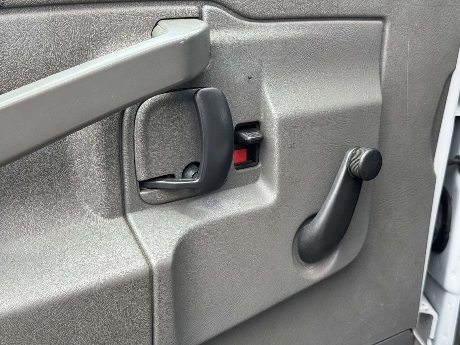 2018 Chevrolet Express 3500 Work Van Cutaway