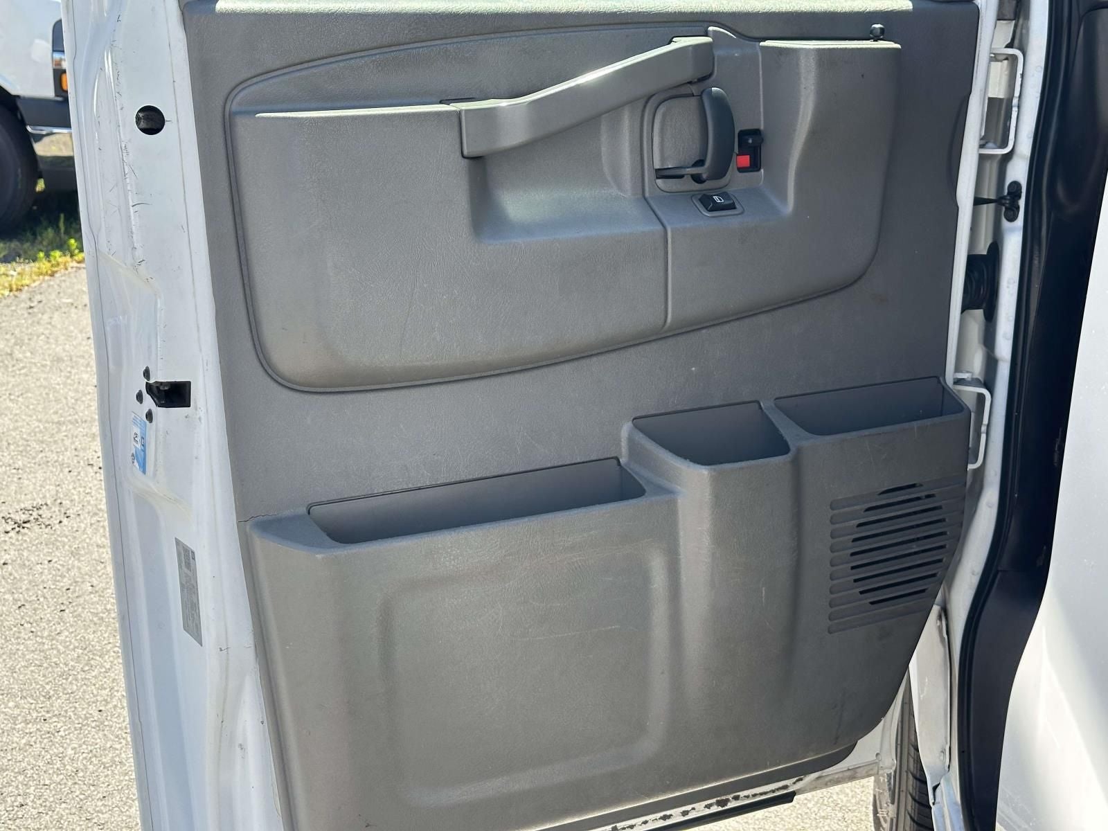 2019 Chevrolet Express 2500 Work Van Cargo