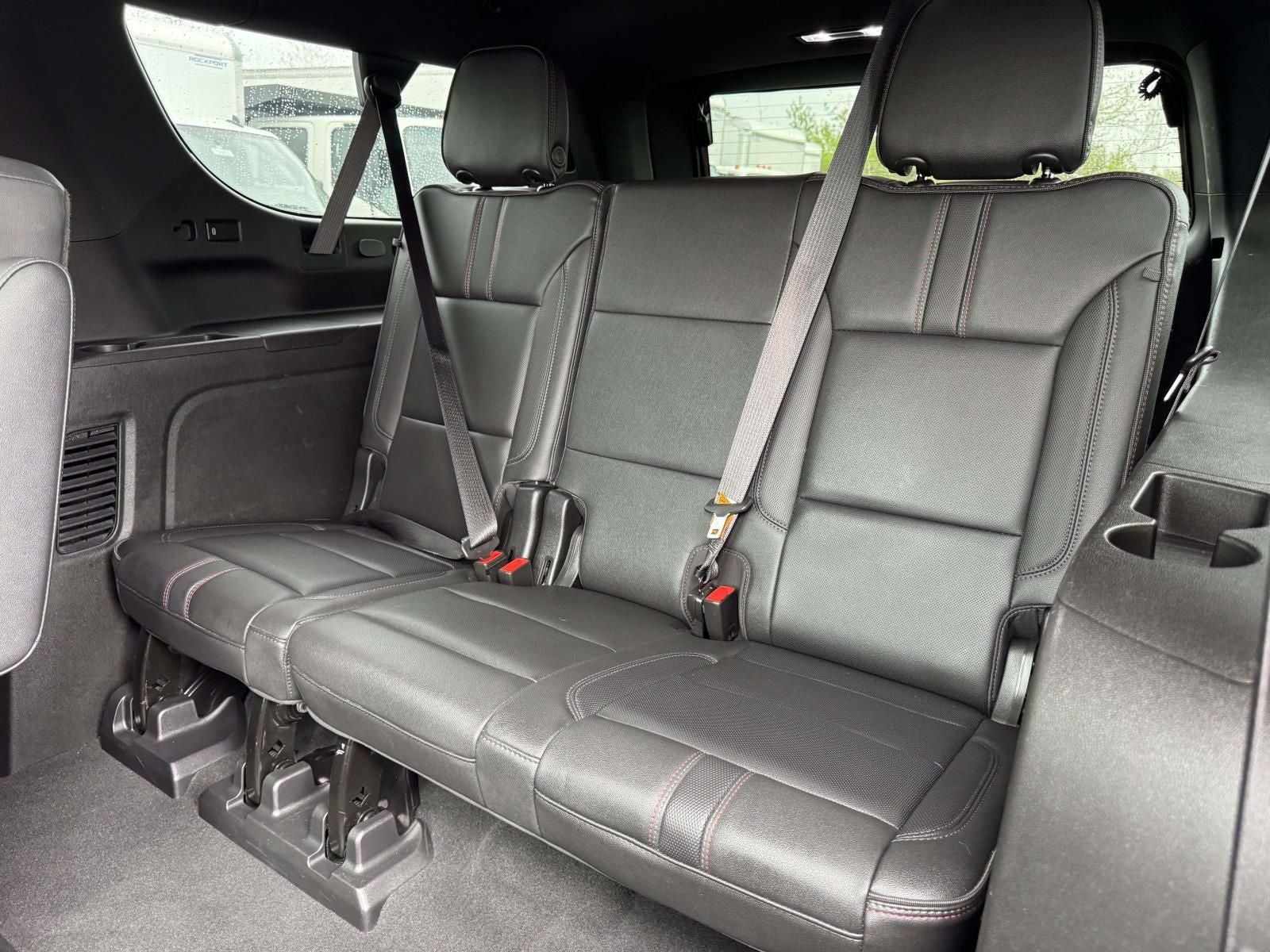 2022 Chevrolet Suburban RST