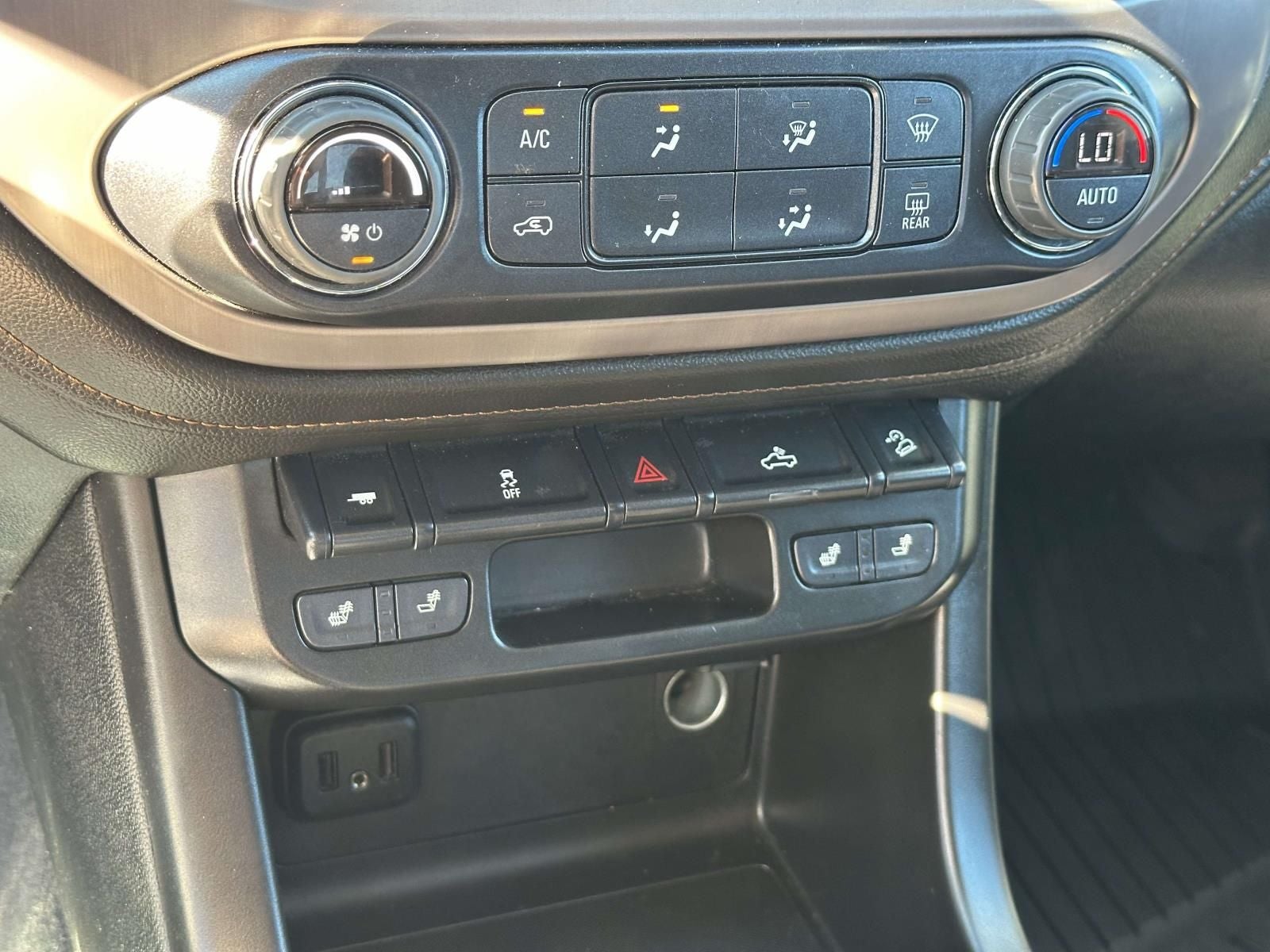 2022 GMC Canyon AT4 w/Cloth