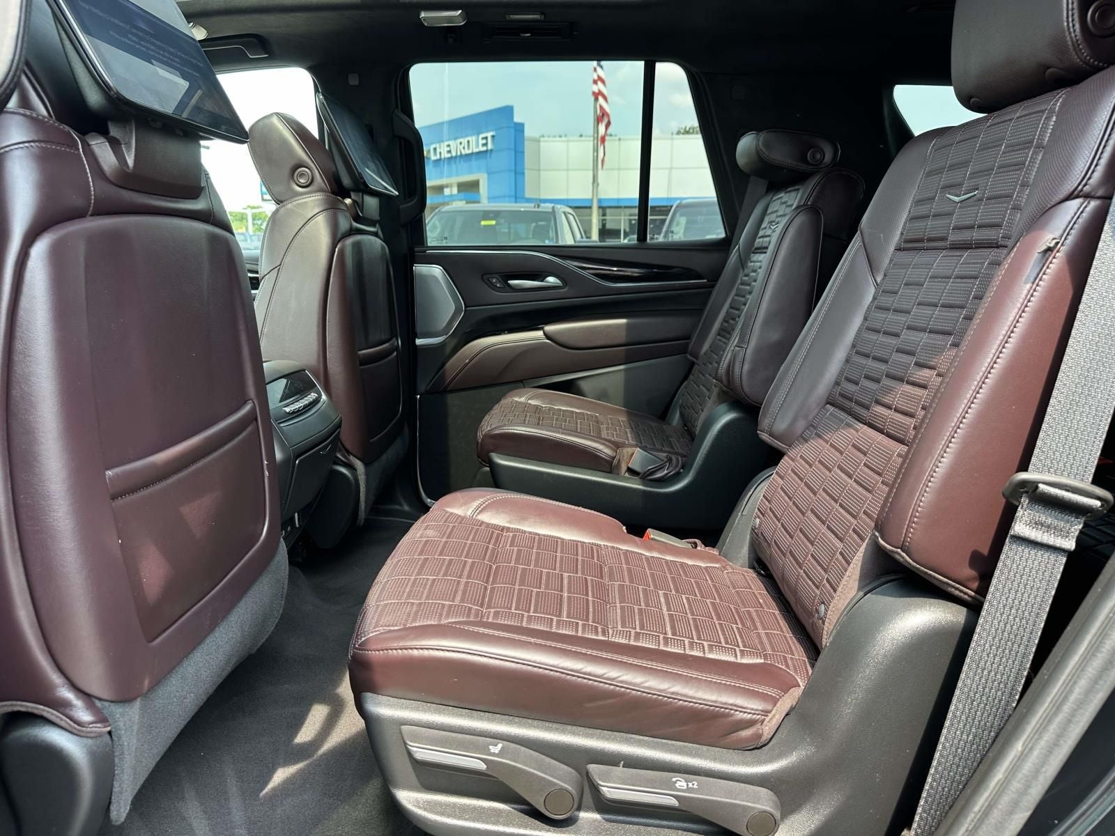 2023 Cadillac Escalade Sport Platinum