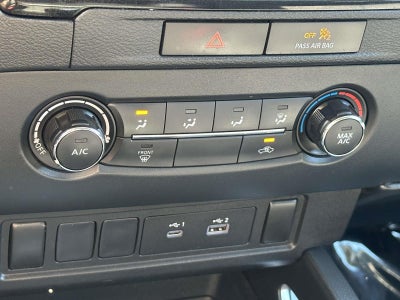 2022 Nissan Frontier SV