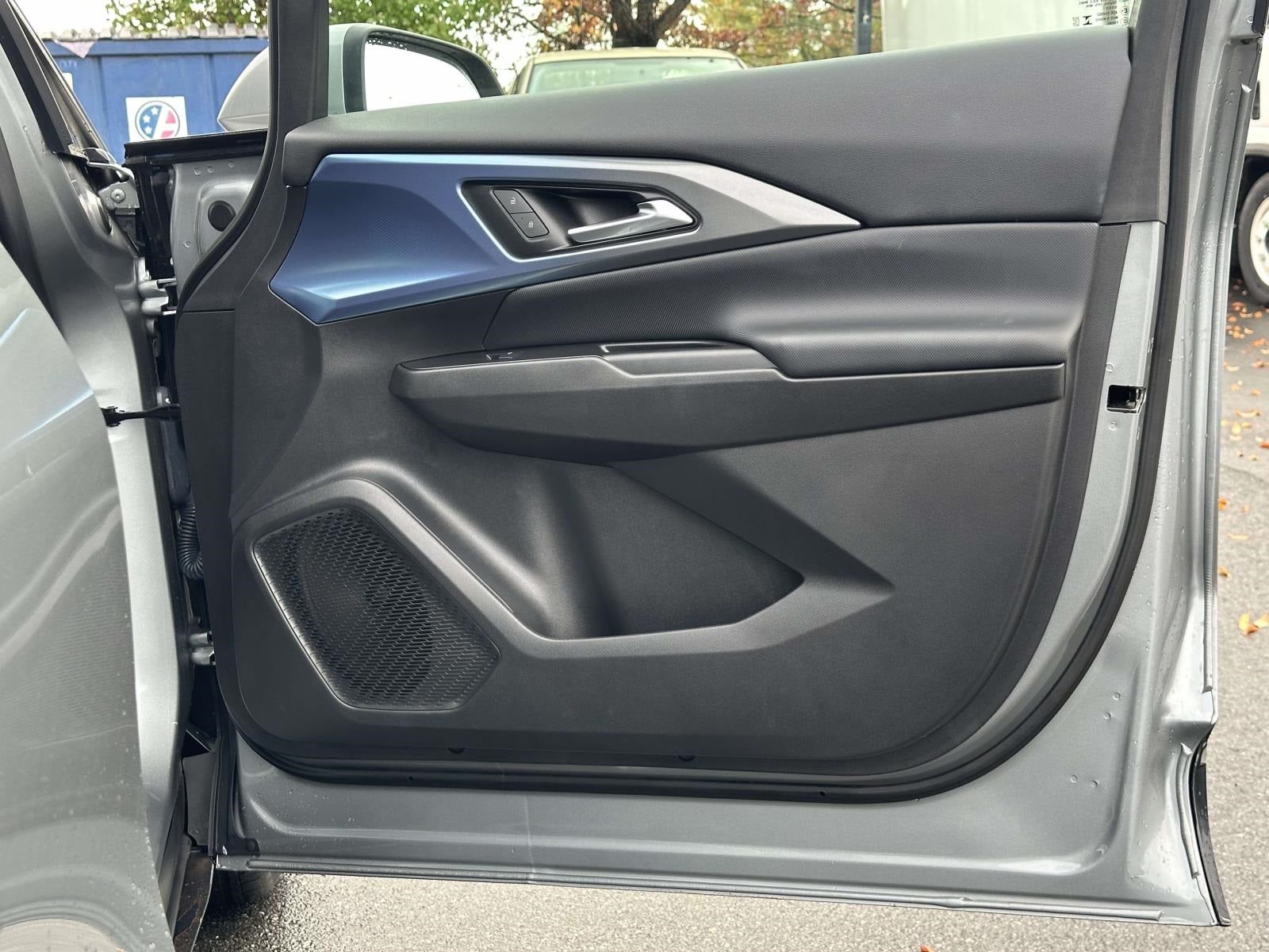 2024 Chevrolet Equinox EV LT