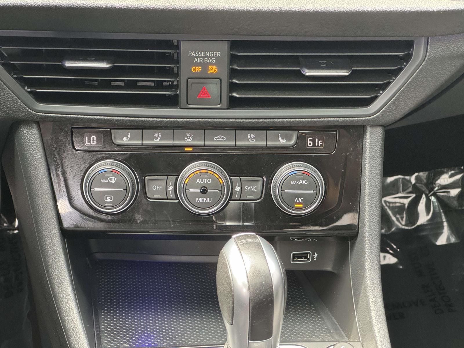 2019 Volkswagen Jetta GLI Base