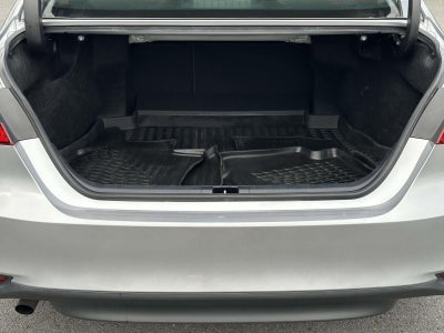 2023 Toyota Camry Hybrid LE