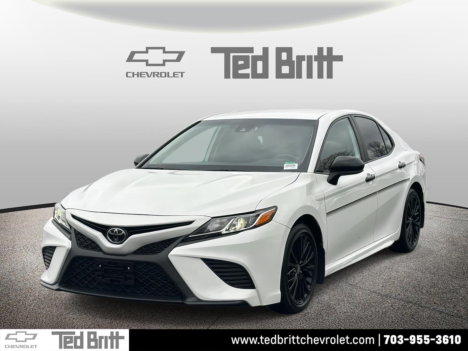 2020 Toyota Camry SE Nightshade