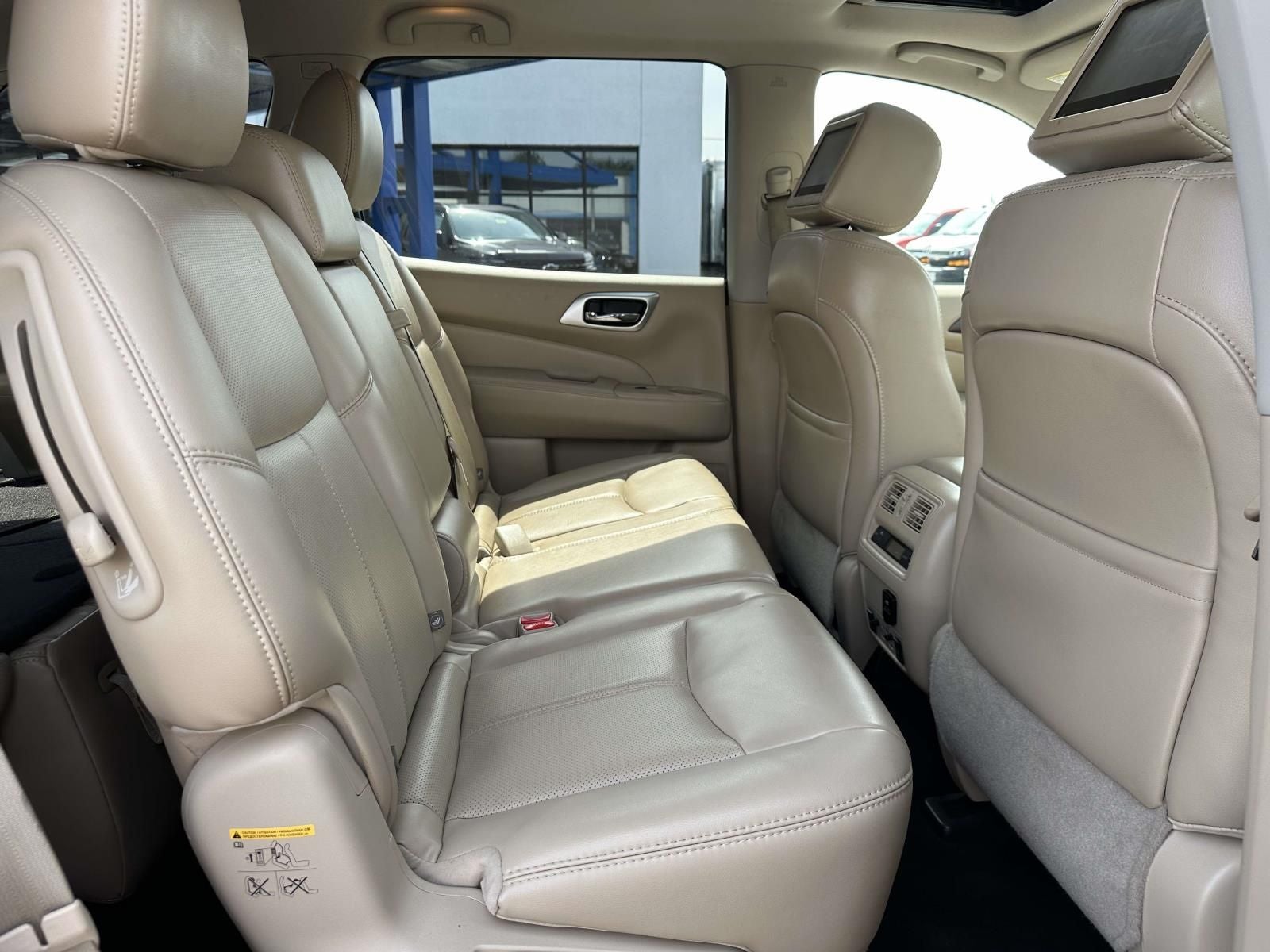 2017 Nissan Pathfinder Platinum