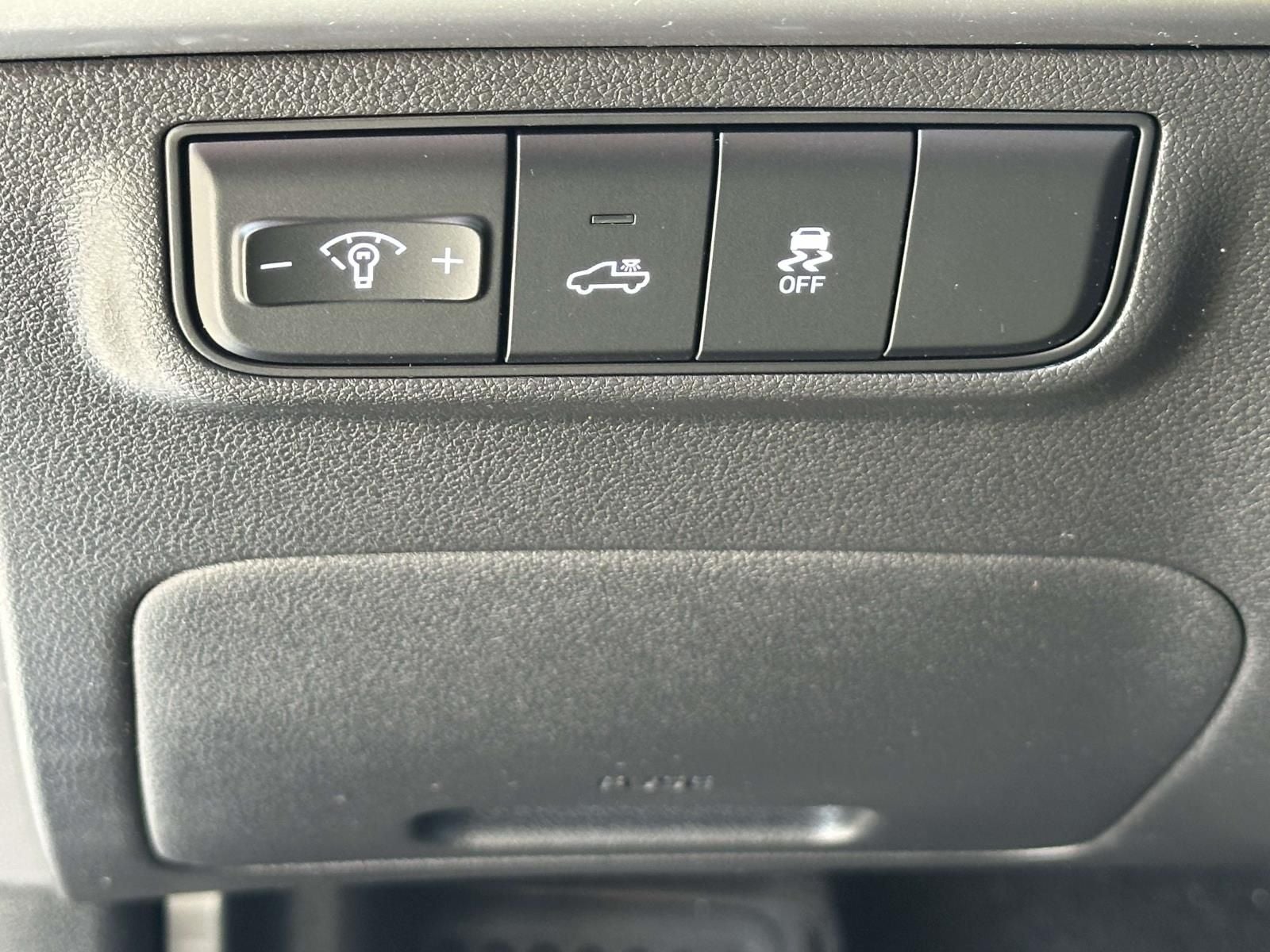 2025 Hyundai Santa Cruz SE