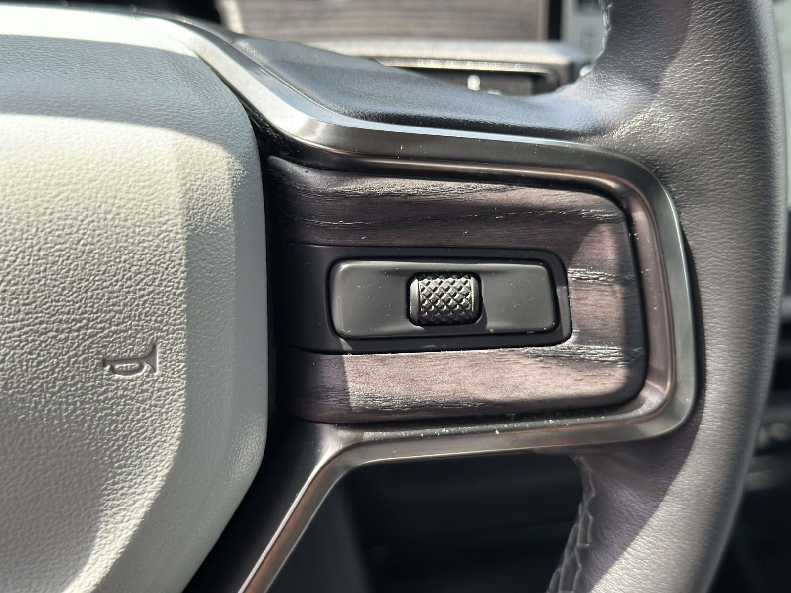 2023 Rivian R1S Adventure