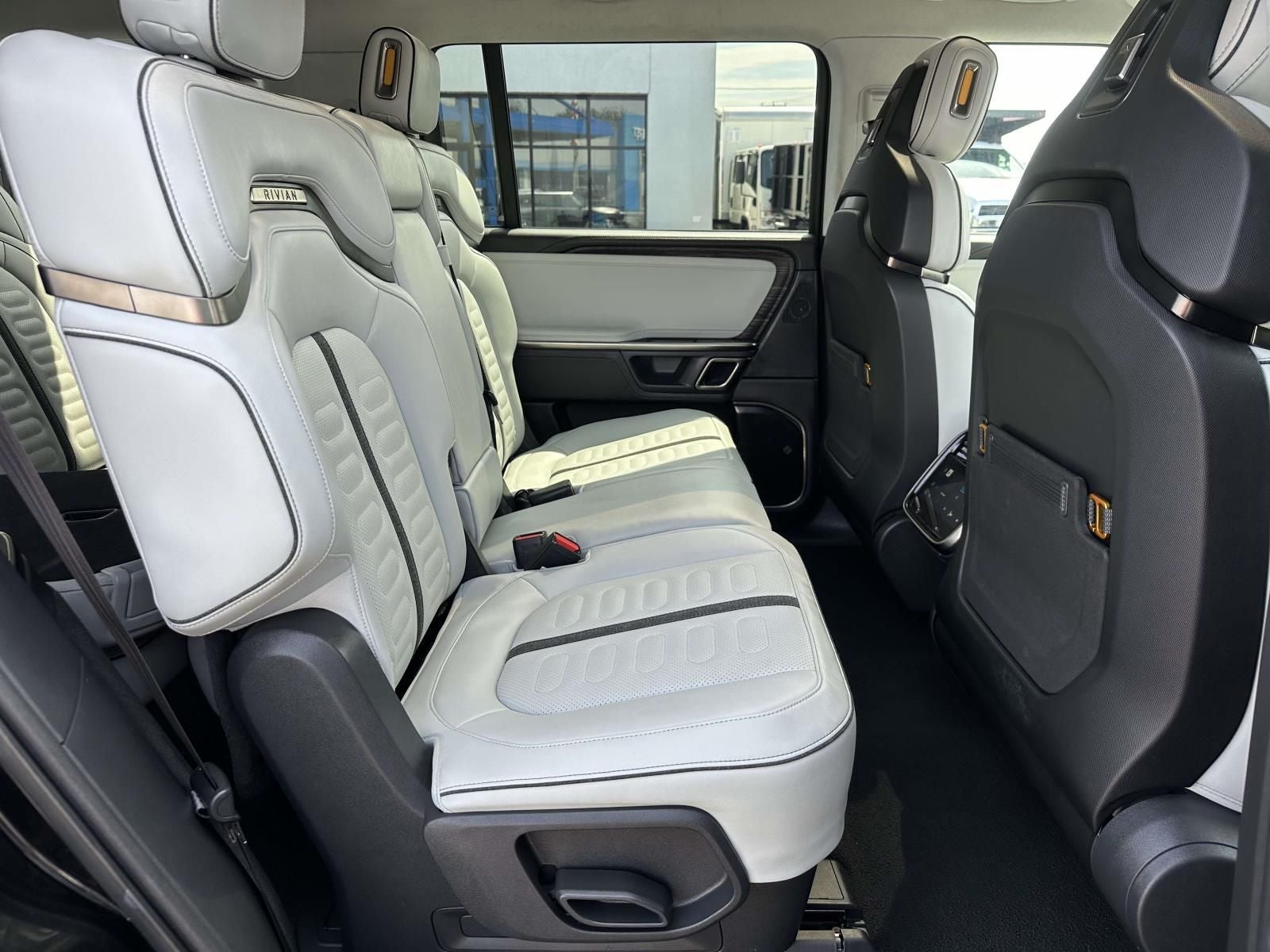 2023 Rivian R1S Adventure