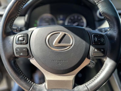 2017 Lexus NX 300h
