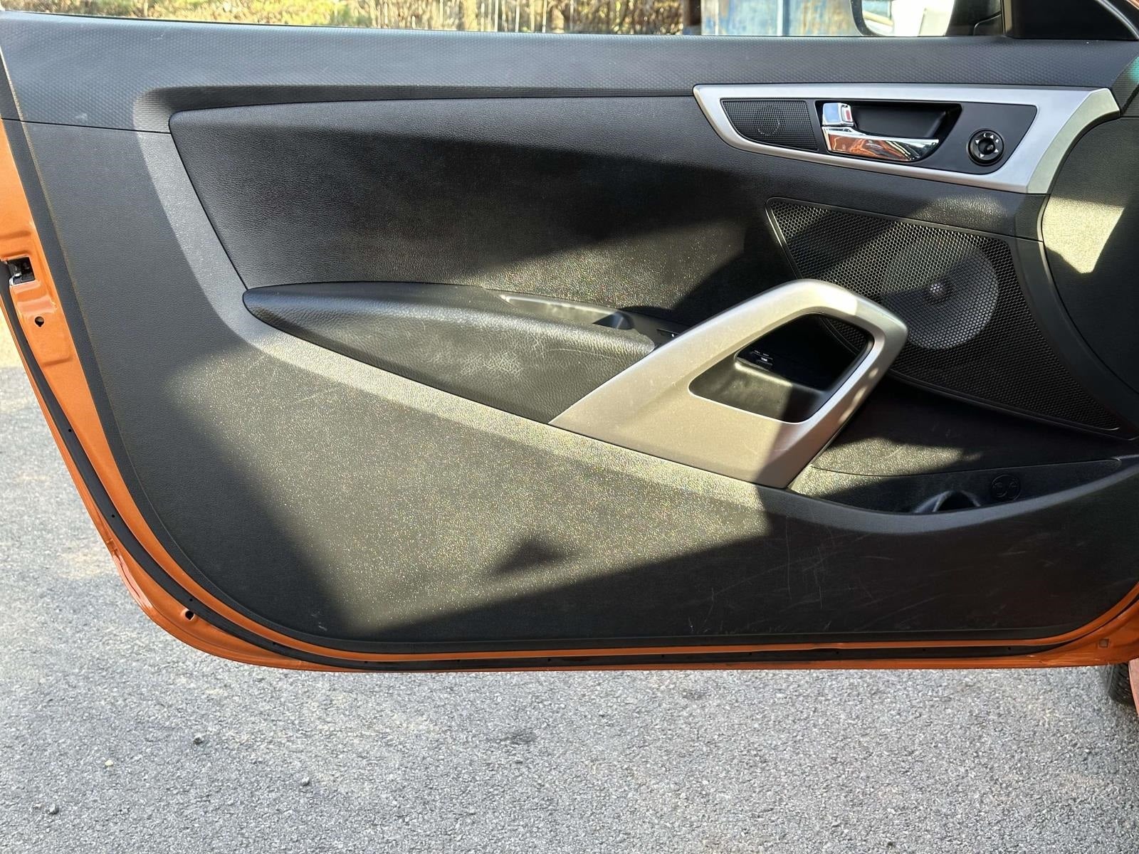 2016 Hyundai Veloster Base