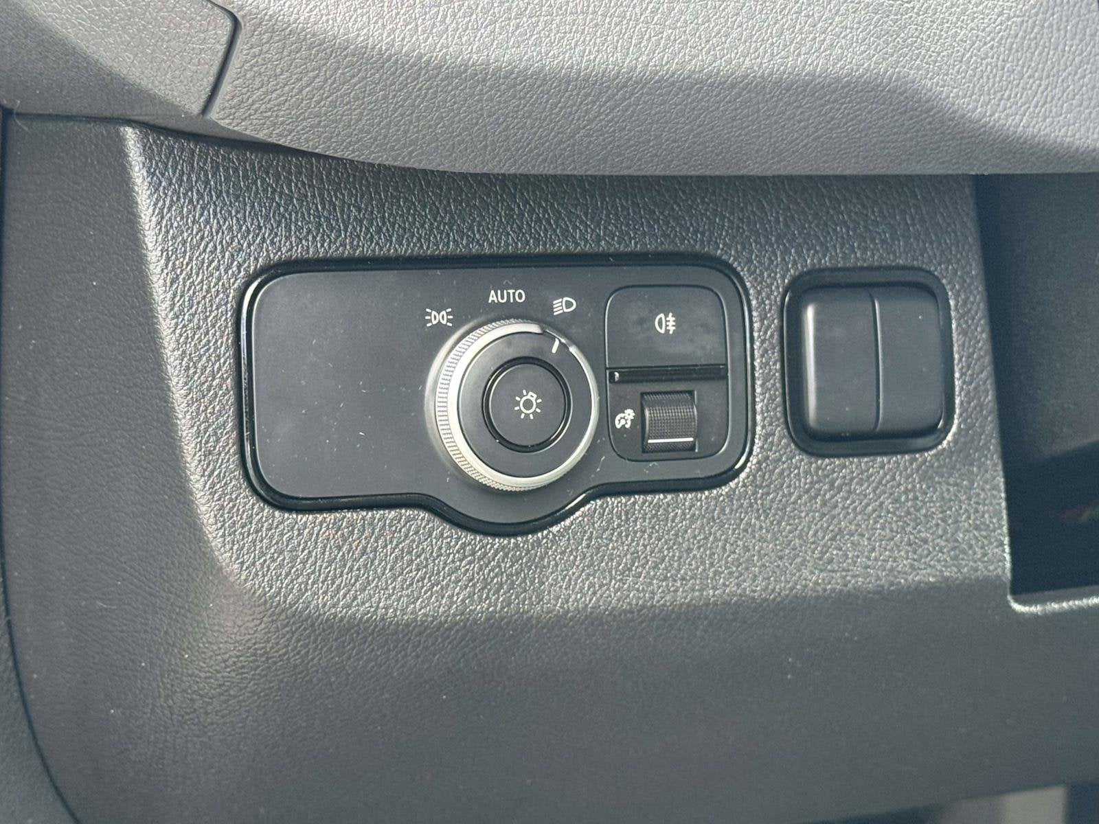 2024 Mercedes-Benz Sprinter 2500 Passenger 144 WB