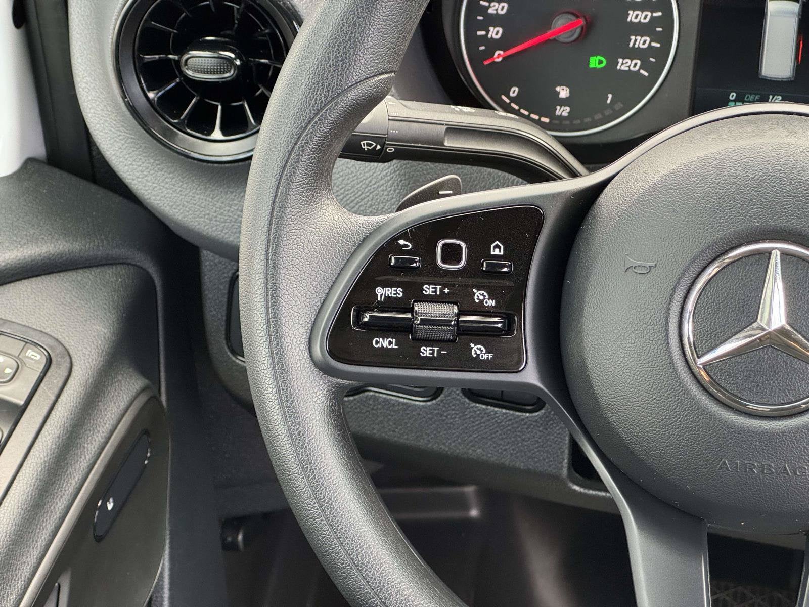 2024 Mercedes-Benz Sprinter 2500 Passenger 144 WB
