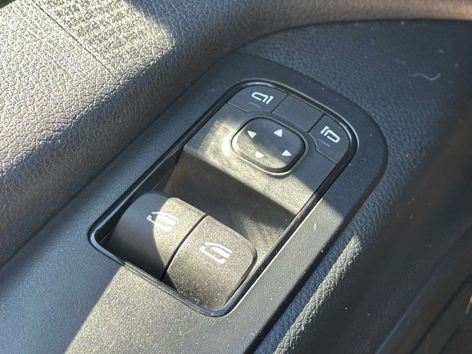 2025 Mercedes-Benz Sprinter 2500 Passenger 170 WB High Roof