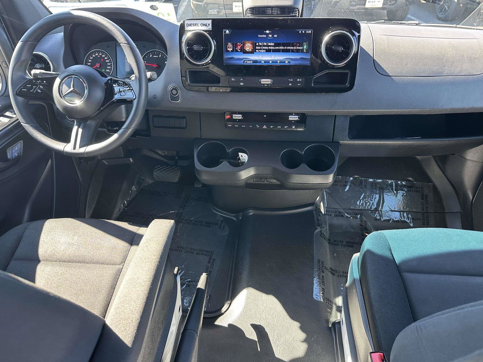 2025 Mercedes-Benz Sprinter 2500 Passenger 170 WB High Roof