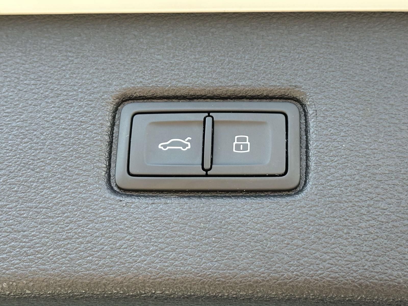 2023 Audi Q7 55 Premium Plus quattro