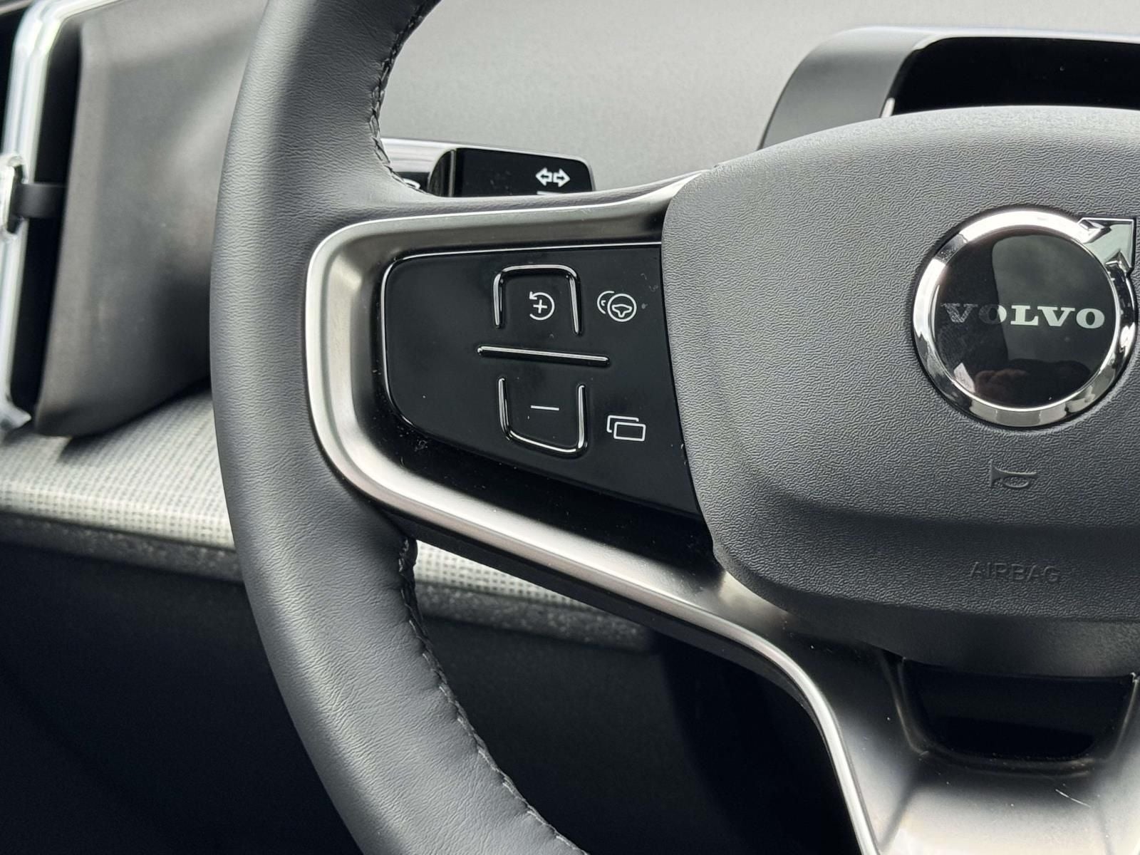 2025 Volvo EX30 Twin Motor Performance Plus