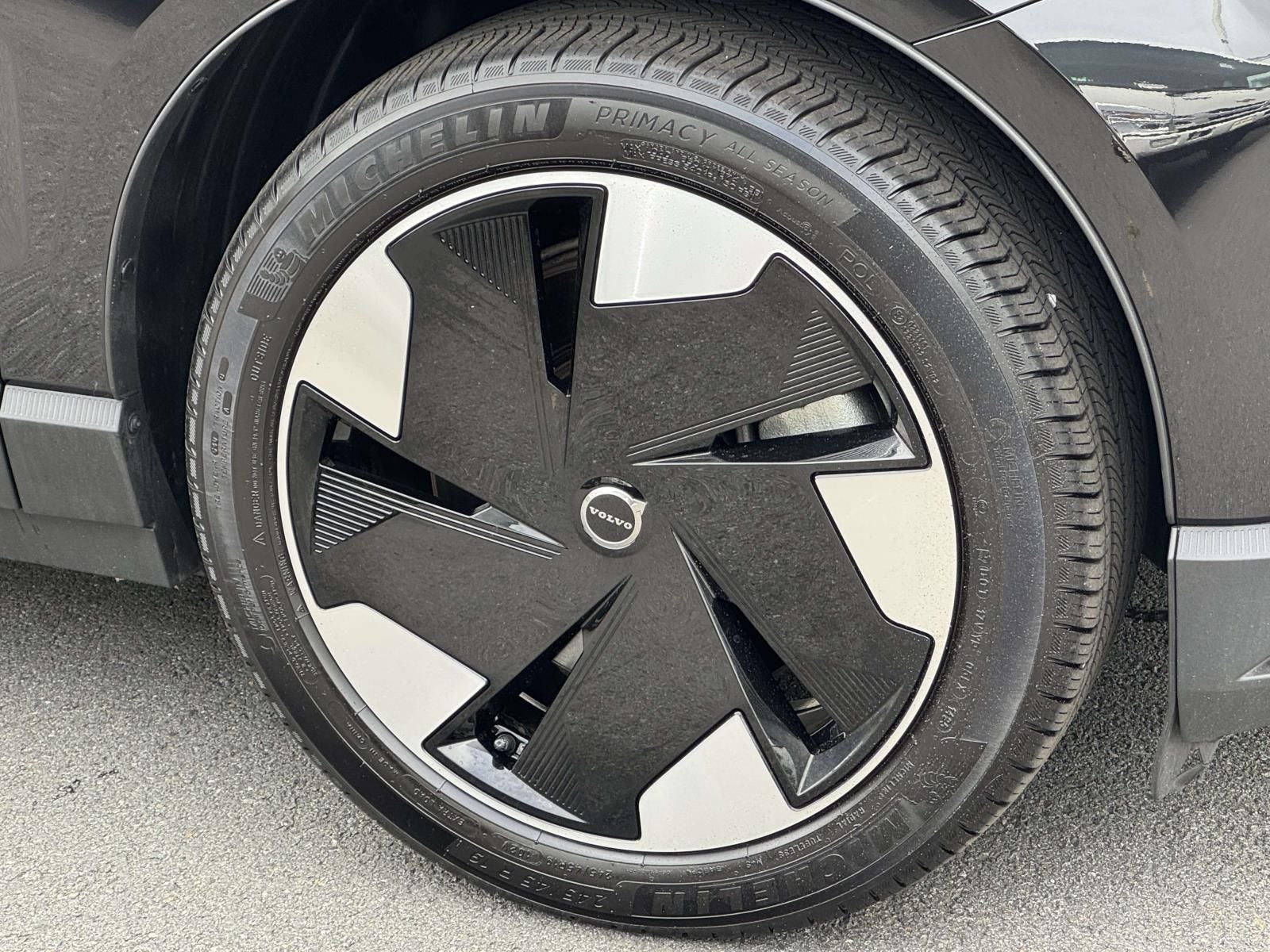 2025 Volvo EX30 Twin Motor Performance Plus